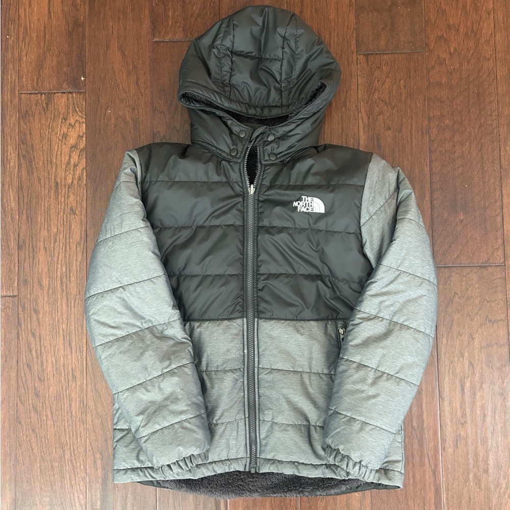 The North Face Kids Two-Tone Black and Gray Puffer Jacket with Hood